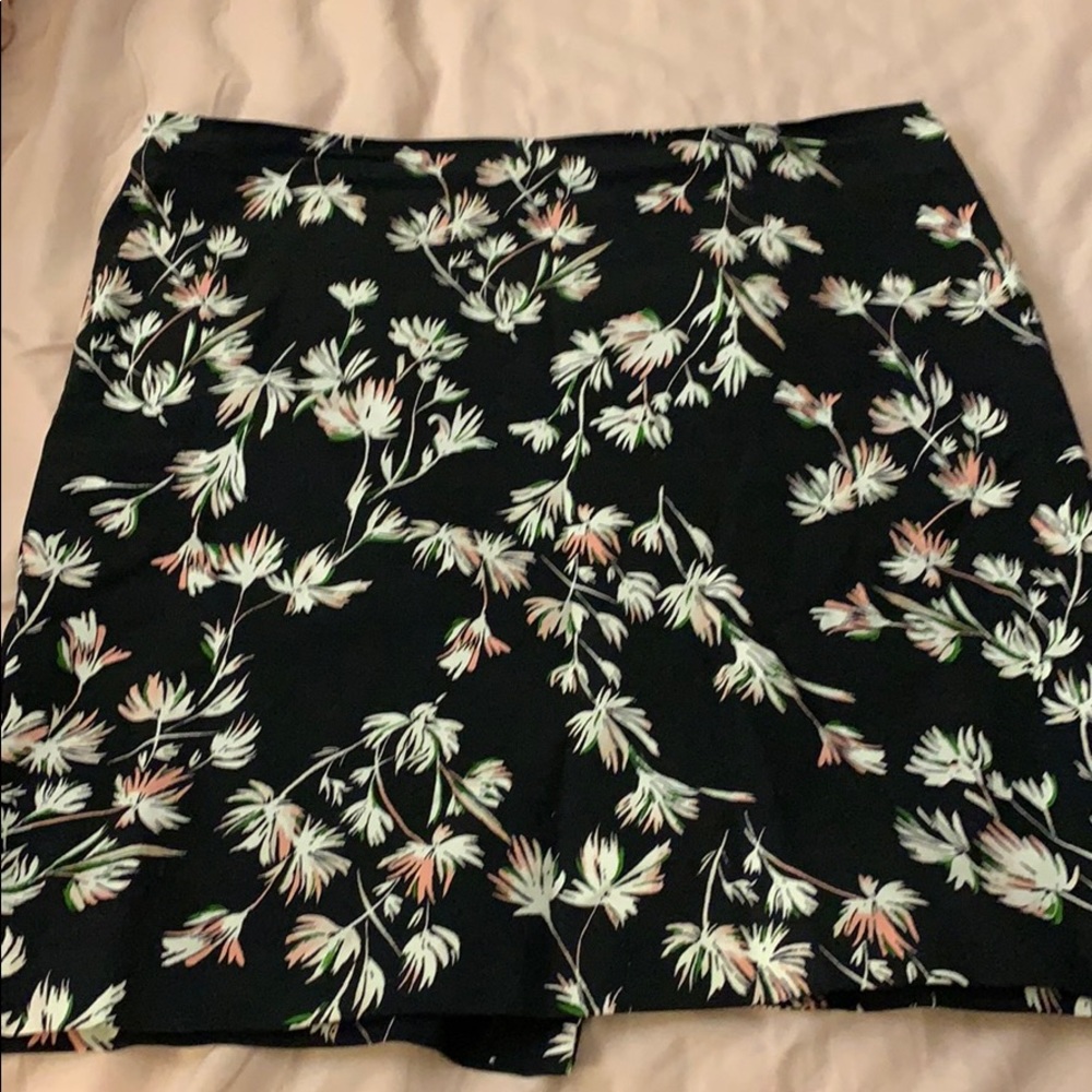 Ann Taylor size 16 pencil skirt